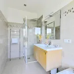 Villa Résidence D’architecte Avec Piscine Chauffée Pour 10 ! - D’architecte Avec Piscine Chauffée Pour 10 ! Mae-1853