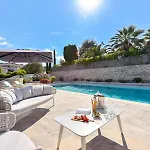 D'architecte Avec Piscine Chauffee Pour 10 ! - D'architecte Avec Piscine Chauffee Pour 10 ! Mae-1853 וילה