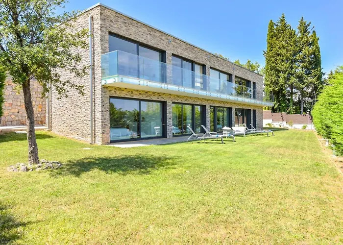 Résidence D’architecte Avec Piscine Chauffée Pour 10 ! - D’architecte Avec Piscine Chauffée Pour 10 ! Mae-1853