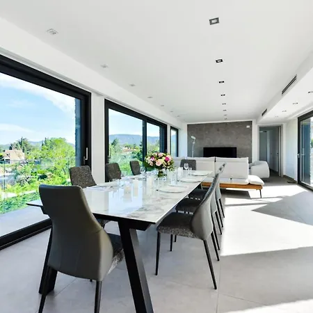 Βίλα D'architecte Avec Piscine Chauffee Pour 10 ! - D'architecte Avec Piscine Chauffee Pour 10 ! Mae-1853 *