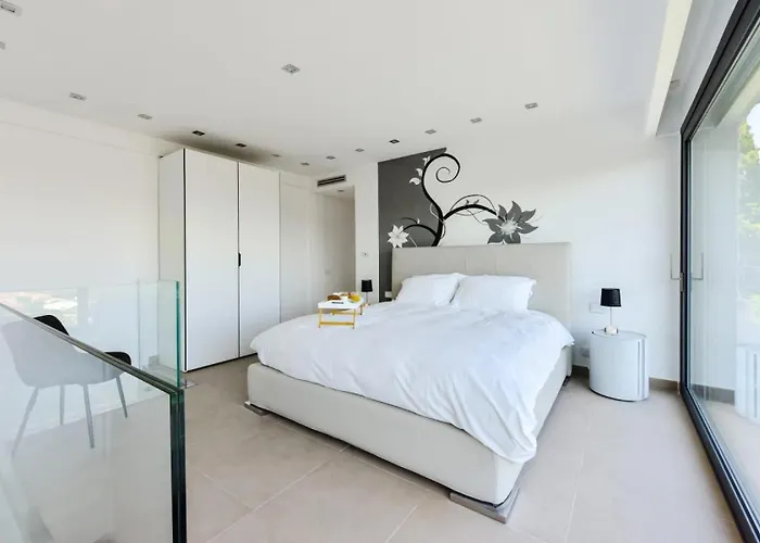 D'architecte Avec Piscine Chauffee Pour 10 ! - D'architecte Avec Piscine Chauffee Pour 10 ! Mae-1853 别墅 Mandelieu