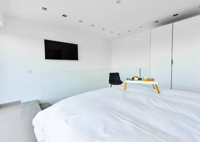 D'architecte Avec Piscine Chauffee Pour 10 ! - D'architecte Avec Piscine Chauffee Pour 10 ! Mae-1853 * Mandelieu