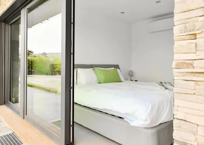 D'architecte Avec Piscine Chauffee Pour 10 ! - D'architecte Avec Piscine Chauffee Pour 10 ! Mae-1853 *