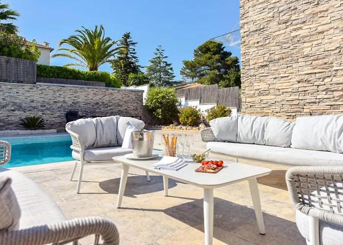 D'architecte Avec Piscine Chauffee Pour 10 ! - D'architecte Avec Piscine Chauffee Pour 10 ! Mae-1853 * Mandelieu